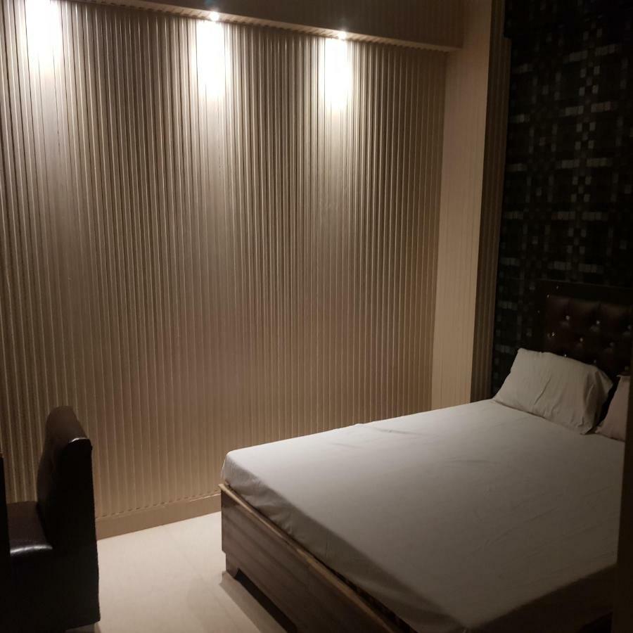 Hotel Varanasi Ganges Bagian luar foto